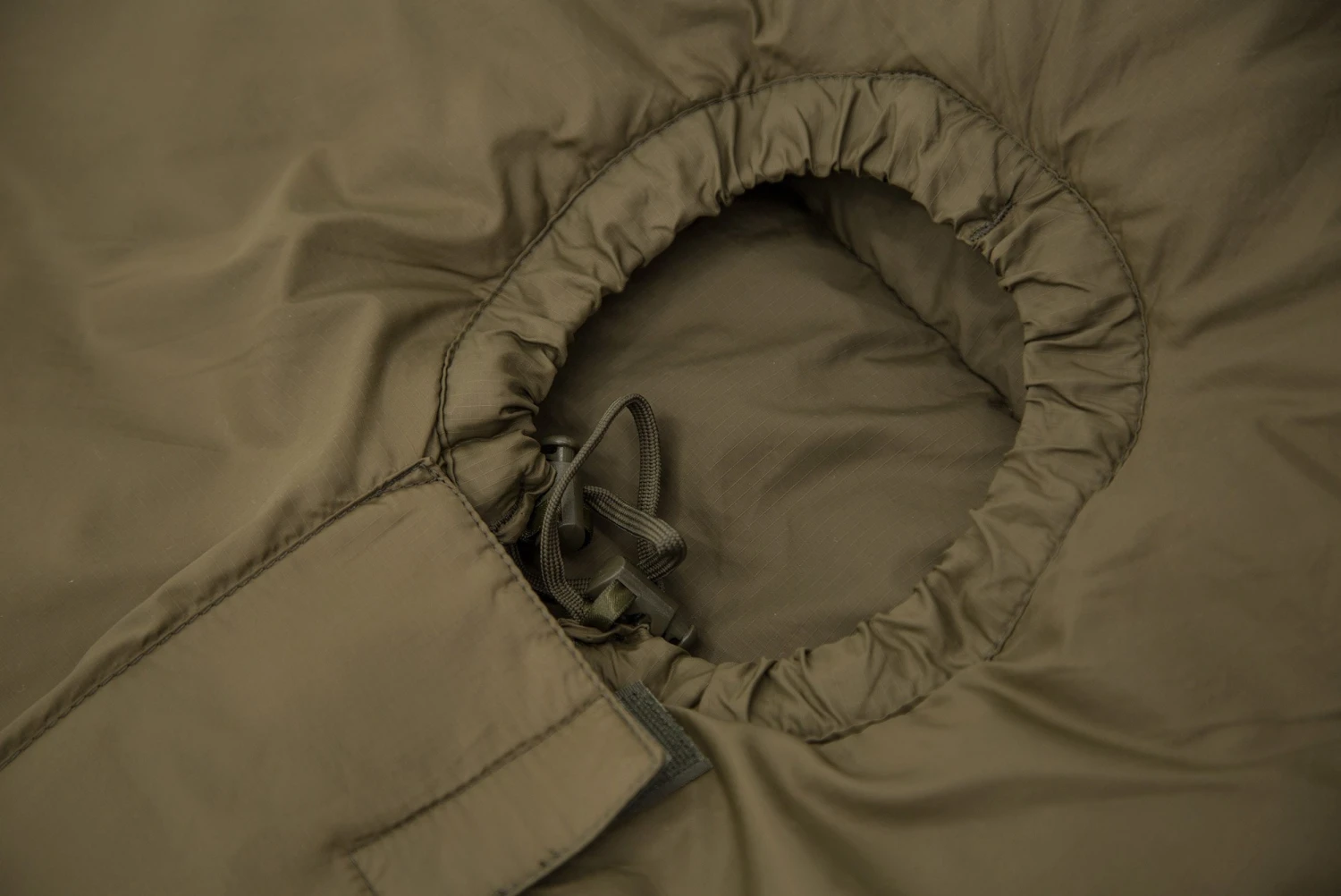 Carinthia Defence 1 Top Large - Image 9