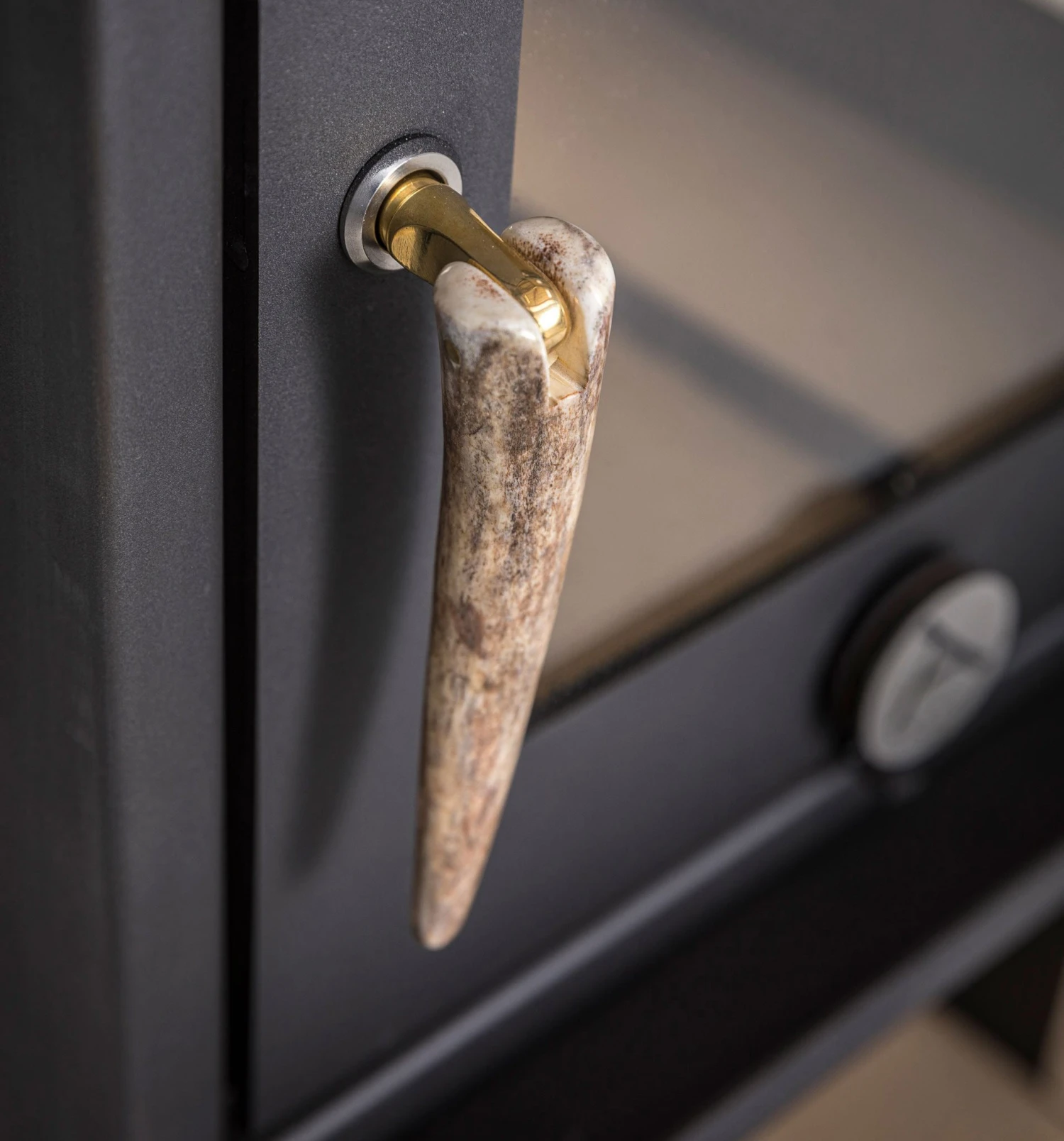Exclusive Antler Hinge Handles For Stoves - Image 2